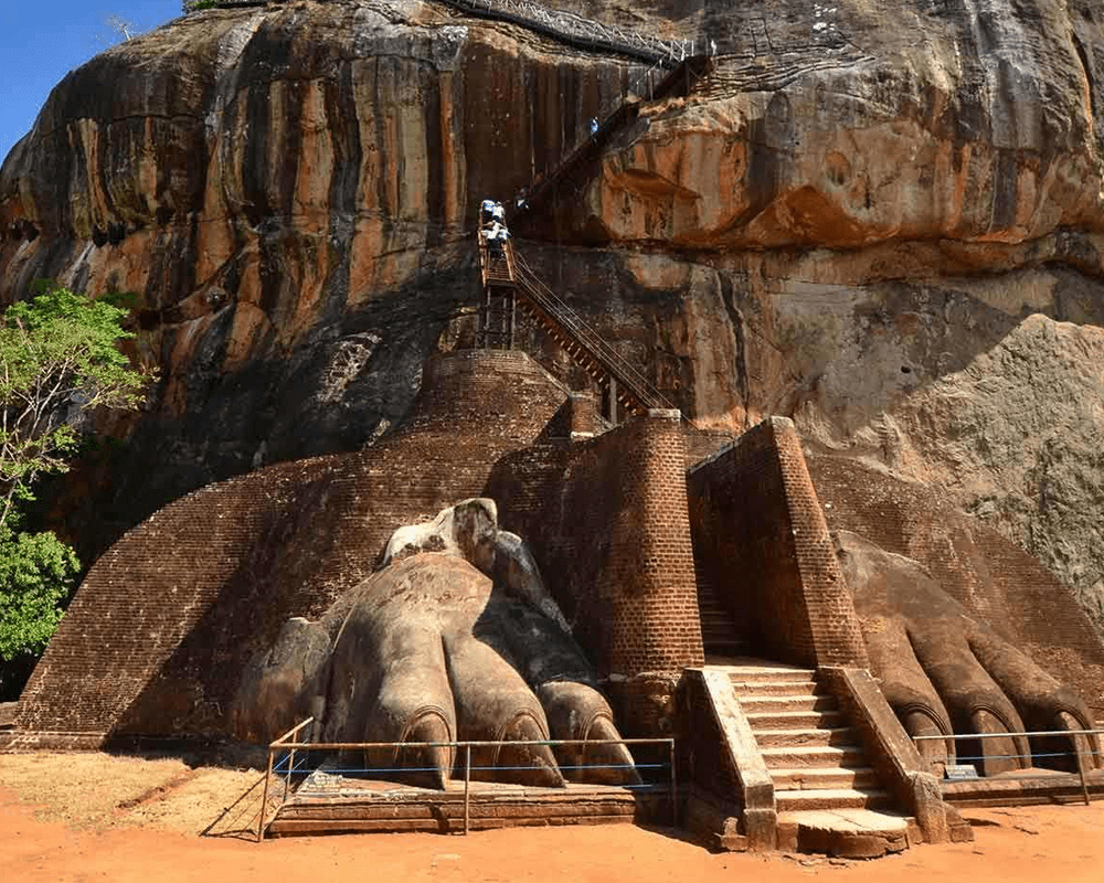Lion paw staircase of Sigiriya Rock Fortress, Sri Lanka tour package